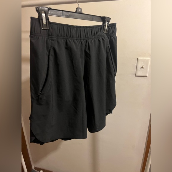 Gymshark Lined Sports Shorts - Picture 2 of 3